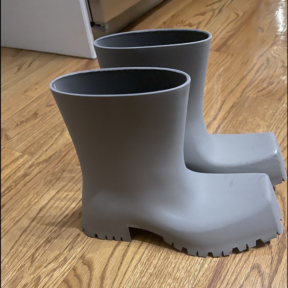 Adidas Yeezy rain boots